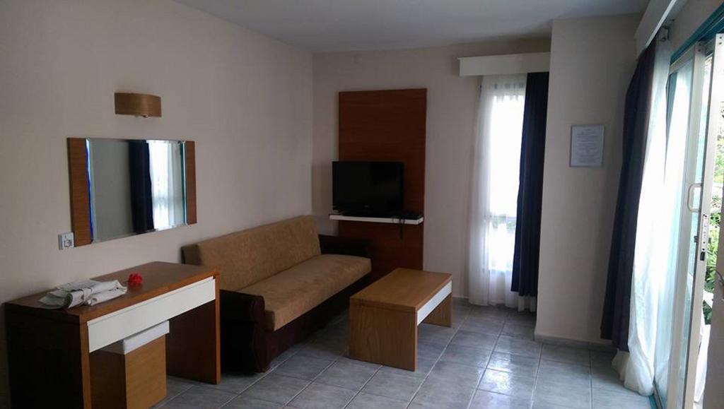 בודרום Siesta Beach Apartment מראה חיצוני תמונה